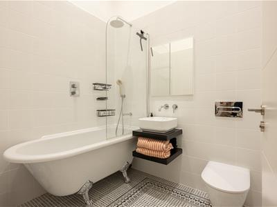 Picture 18